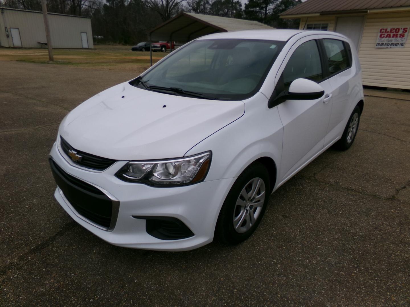 2020 White /gray Chevrolet Sonic LT (1G1JG6SB6L4) with an 1.4L Ecotec engine, automatic transmission, located at 401 First NE, Bearden, AR, 71720, (870) 687-3414, 33.726528, -92.611519 - Photo#0